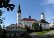 Římskokatolická farnost Staré Město pod Sněžníkem